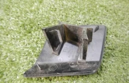 Крышка форсунки фароомывателя правая для BMW X5 на фотографиях