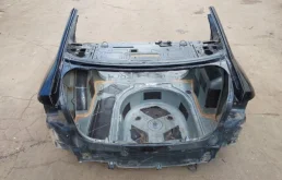 Задняя часть кузова для Volkswagen Polo 2019 года на фотографиях