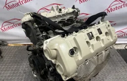 Двигатель без навесного для Porsche Panamera на фотографиях