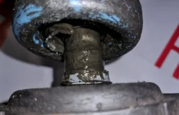 Карданный вал задний для Volvo XC70 2007 года на фотографиях