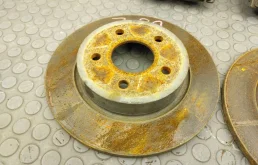 Суппорт задний левый для Ford Focus на фотографиях