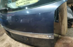 Дверь багажника для Opel Astra 2005 года на фотографиях