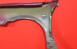 Крылья для Nissan Almera 2003 года на фотографиях