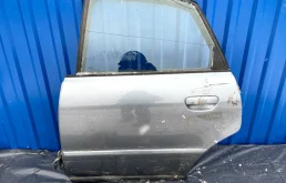 Дверь задняя левая для Audi A4 2007 года на фотографиях