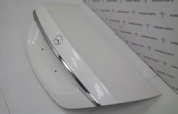 Крышка багажника для Mercedes-Benz S class 2019 года на фотографиях