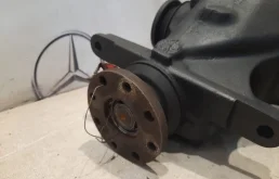 Редуктор заднего моста для BMW 3er 2009 года на фотографиях