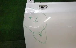 Двери для Suzuki SX4 2015 года на фотографиях