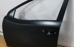 Дверь передняя левая для Kia Cerato 2012 года на фотографиях