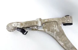 Рычаг передний левый нижний для Infiniti FX 2011 года на фотографиях