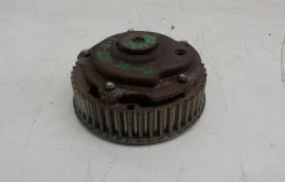 Шестерня ГРМ для Opel Astra 2013 года на фотографиях