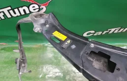 Усилитель переднего бампера для Mercedes-Benz S class 2011 года на фотографиях