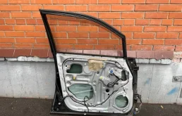 Дверь передняя левая для Lexus RX 2001 года на фотографиях