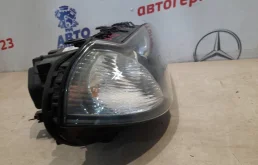 Фара правая для BMW X3 2008 года на фотографиях