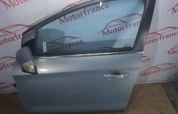 Дверь передняя левая для Ford Kuga 2019 года на фотографиях