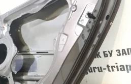 Дверь задняя правая для Hyundai ix35 2012 года на фотографиях