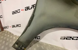 Крылья для Volvo S80 2015 года на фотографиях