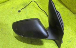 Зеркало боковое правое для Volkswagen Polo 2013 года на фотографиях