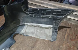 Бампер задний для Volkswagen Passat 2004 года на фотографиях