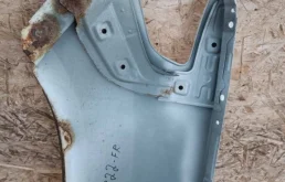 Крыло правое для Toyota Land Cruiser 2008 года на фотографиях