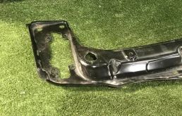 Панель радиатора (телевизор) для BMW 1er 2014 года на фотографиях