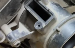 Корпус воздушного фильтра для Ford Focus 2006 года на фотографиях