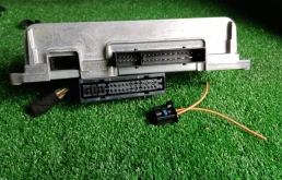 Монитор приборной панели для Audi A4 2011 года на фотографиях