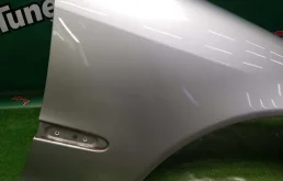 Крыло правое для Mercedes-Benz S class 2001 года на фотографиях