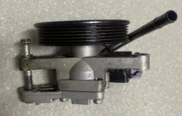 Насос ГУР для Kia Rio 2016 года на фотографиях