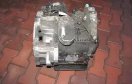 АКПП для Volkswagen Golf 1998 года на фотографиях