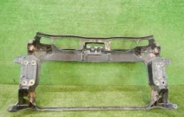 Панель радиатора (телевизор) для Porsche Panamera на фотографиях