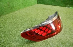 Фонарь левый для Mercedes-Benz S class 2018 года на фотографиях