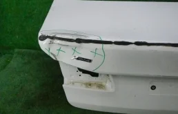 Крышка багажника для BMW 5er 2021 года на фотографиях