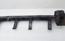 Усилитель переднего бампера для Infiniti QX 2022 года на фотографиях