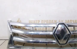 Решетка радиатора для Renault Duster 2011 года на фотографиях