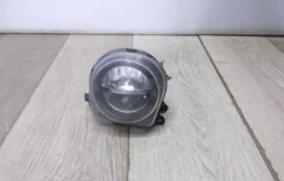 Противотуманка (ПТФ) передняя левая для BMW 5er 2015 года на фотографиях