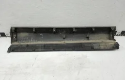 Накладка двери багажника для Toyota RAV4 2013 года на фотографиях