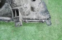 Фара ксенон левая для Nissan X-Trail 2014 года на фотографиях