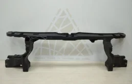 Панель радиатора (телевизор) для Volkswagen Caddy 2018 года на фотографиях