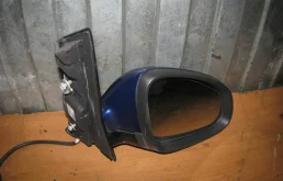 Зеркало боковое правое для Opel Astra 2015 года на фотографиях