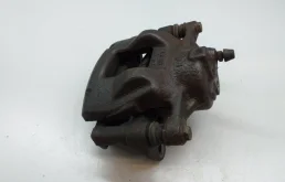 Суппорт передний правый для Toyota Auris на фотографиях