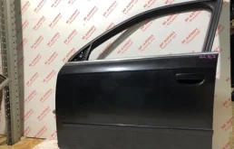 Дверь передняя левая для Audi A4 2005 года на фотографиях