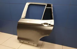 Дверь задняя левая для BMW X3 2013 года на фотографиях