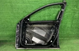 Дверь передняя правая для Mercedes-Benz S class 2014 года на фотографиях