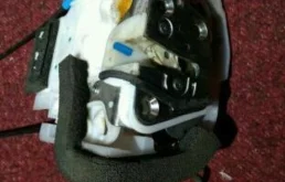 Двери для Subaru Legacy 2014 года на фотографиях