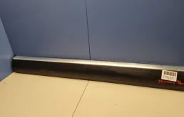 Молдинг передней левой двери для Volkswagen Touareg 2005 года на фотографиях