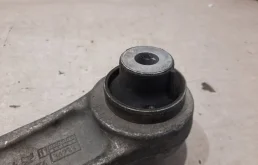 Рычаг передний правый верхний для BMW 5er на фотографиях