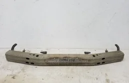 Усилитель переднего бампера для Toyota Land Cruiser 2012 года на фотографиях