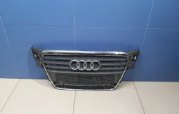 Решетка радиатора для Audi A4 2010 года на фотографиях