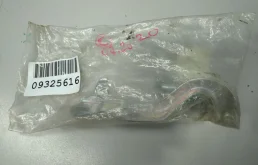 Петля капота левая для Chevrolet Lacetti на фотографиях