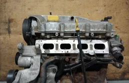 Двигатель без навесного для Vortex Estina на фотографиях